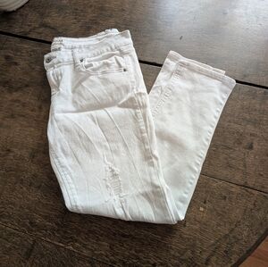 Mudd jean distressed capris